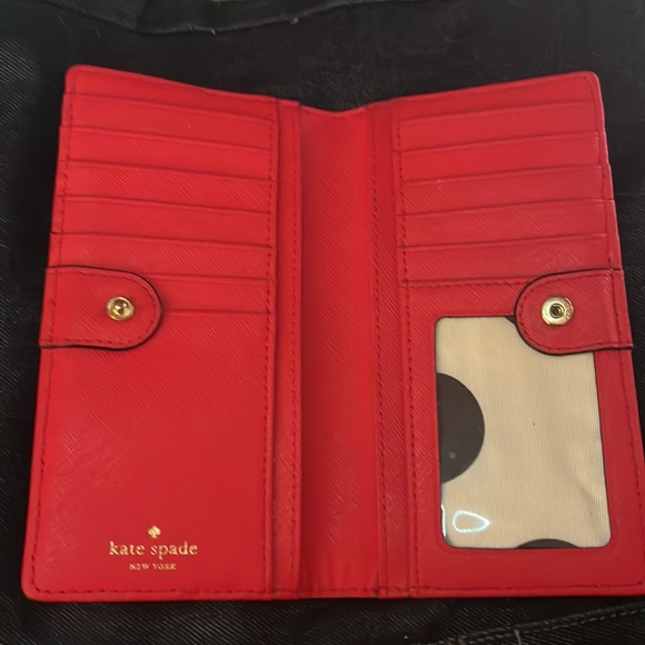 Kate Spade ♠️ Red and White One Snap Wallet - Picture 2 of 4